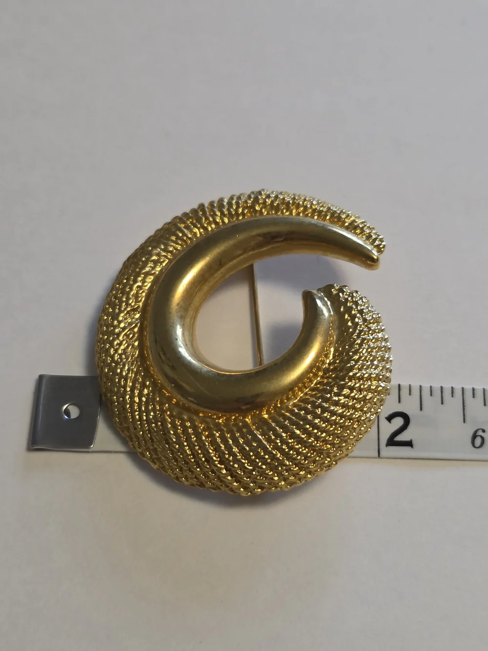 Vtg Napier Polished and Textured Gold-Tone Swirl Brooch